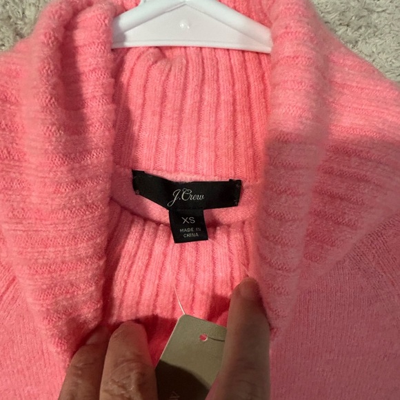 WOMENS J CREW Pink Turtle Neck NWT XS Wool And Alpaca. Capsule Classic Casual - Picture 4 of 8